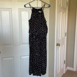 Romper. Cropped. Very comfortable. Like new.